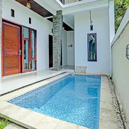 Oyo 91123 Madhava 108 Otel Ungasan Dış mekan fotoğraf