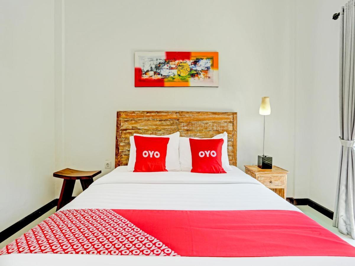 Oyo 91123 Madhava 108 Otel Ungasan Dış mekan fotoğraf