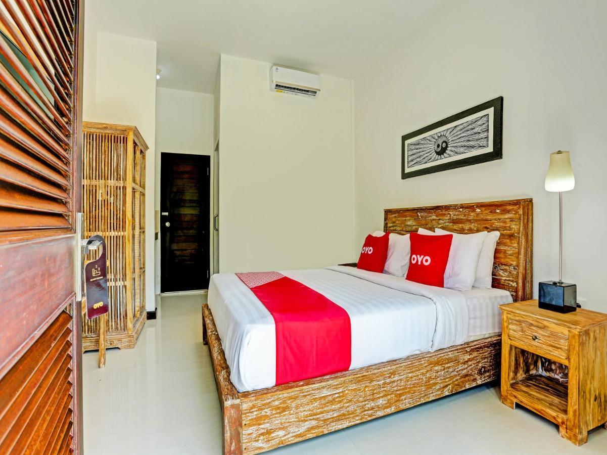 Oyo 91123 Madhava 108 Otel Ungasan Dış mekan fotoğraf