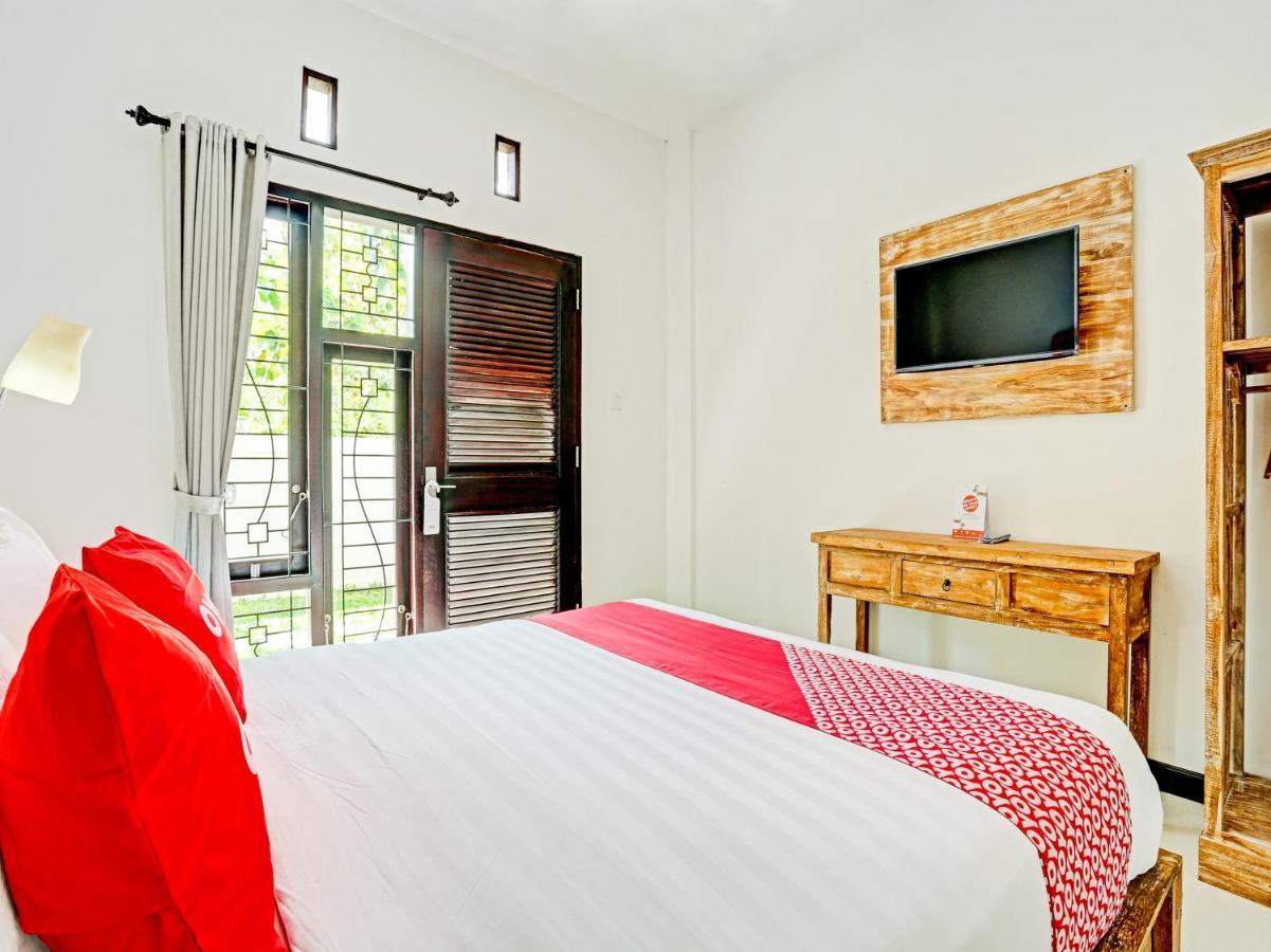 Oyo 91123 Madhava 108 Otel Ungasan Dış mekan fotoğraf