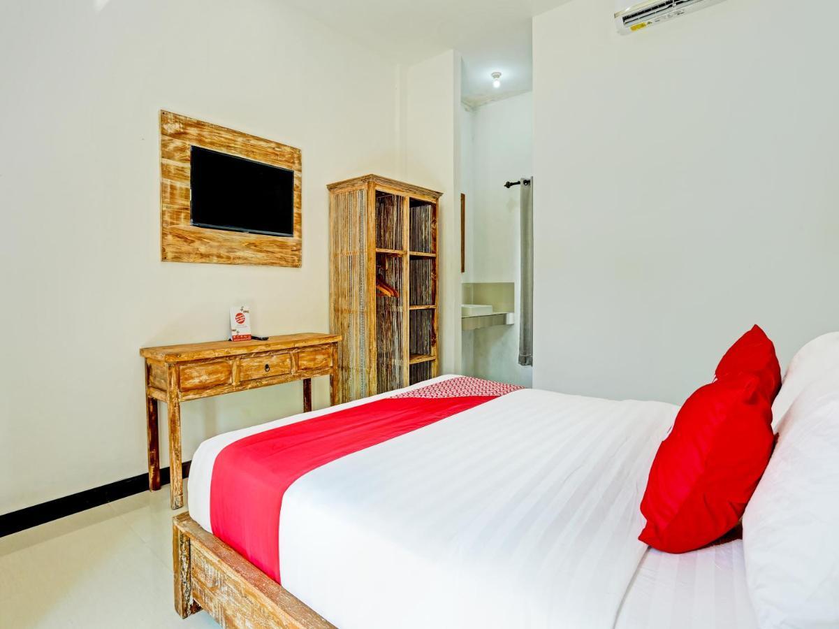 Oyo 91123 Madhava 108 Otel Ungasan Dış mekan fotoğraf