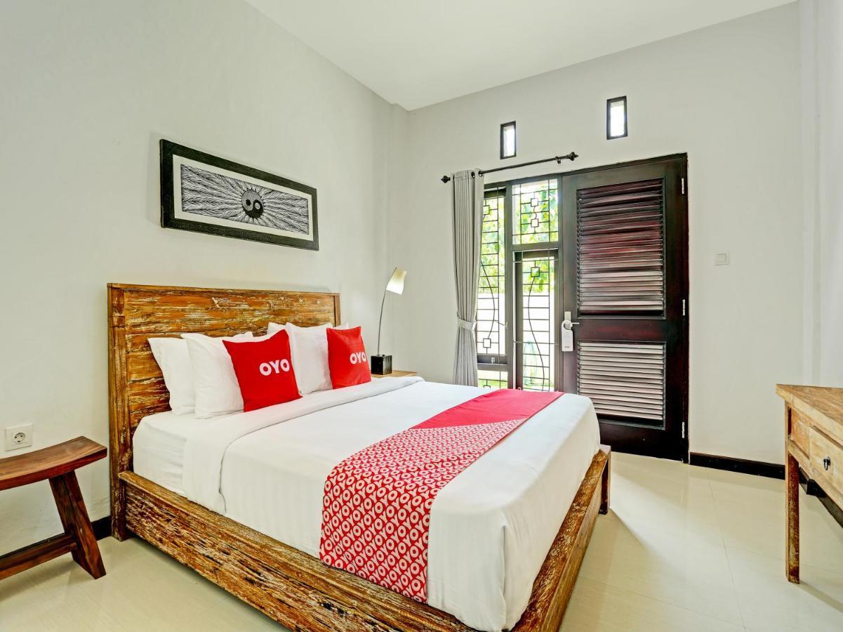 Oyo 91123 Madhava 108 Otel Ungasan Dış mekan fotoğraf